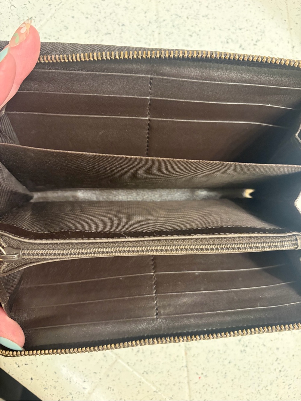 Gucci Brown Monogram GG Zip Wallet with Brown Leather and Gold Hardware - Picture 6 of 11